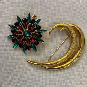 Vintage Rhinestone Brooch Red/Green and Gold Curve Set of 2